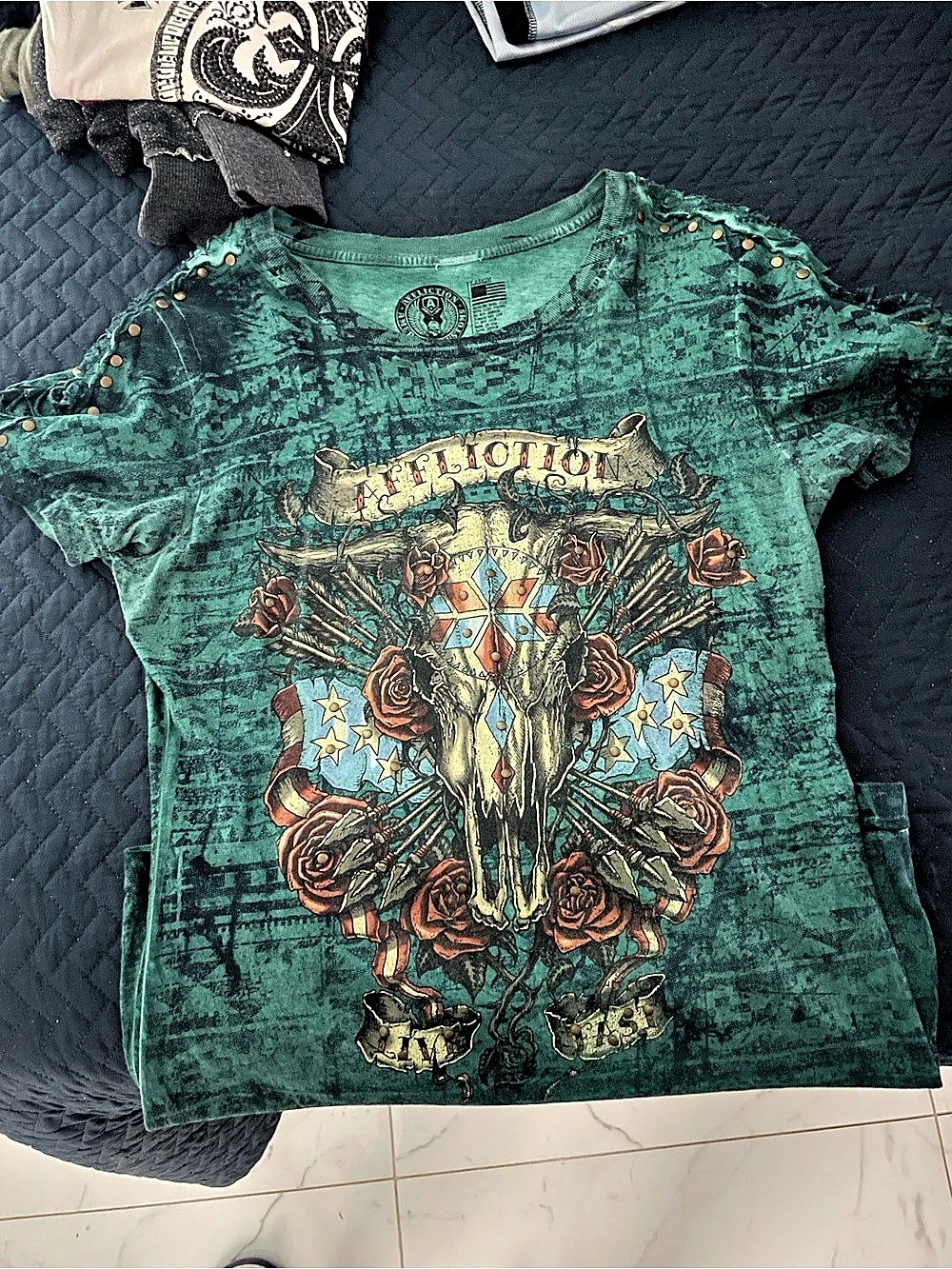 Affliction Graphic Studded Tee in Green & Black Large